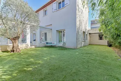 Image de 4 Bedroom Private vacation home in Saint-Maur-des-Fossés