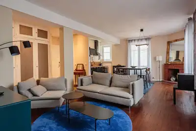 Image de Bel appartement moderne à 2 pas de la plage et rue piétonne, centre-ville, calme, Wifi inclus