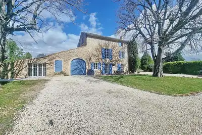 Image de Mas Provencal Avec Piscine
