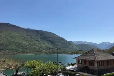 Duplex lac noisettes, vue sur lac