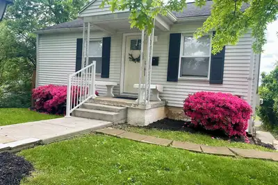 Image de Morgantown Lux Retreat, Short walk to Wvu Stadium