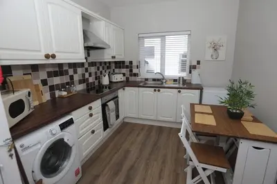 Image de 14 Chamberlain Street, Derry: Epic Location