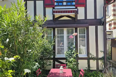 Image de Maison dans l'éventail de Cabourg, 50 m Av de la mer, 400m plage. Idéal famille.