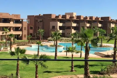 Image de Spacious 3-Bedroom Apartment with Private Garden in Prestigia Golf Residence