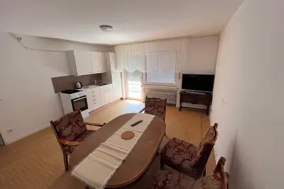 Image de Eine Ruhige Doch Zentrale Unterkunft