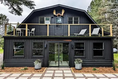 Image de Waterfront Barndominium on Private Lake North of Duluth