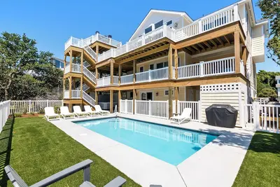 Image de Oceanside, Elevator, Heated Private Pool, Pool Table, Community Amenities, 713, Sunshine Daydream