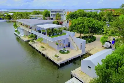 Image de Sunset Peninsula—a multi-family, original, Florida Keys waterfront retreat!