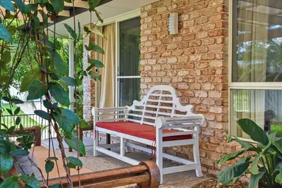 Image de Peaceful, Pet Friendly Home