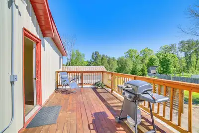 Image de 10 Mi to Lake Superior: Eben Junction Townhome!