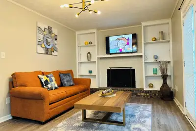 Image de Discover tranquility near Stone Mountain Park