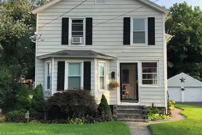 Image de New-Another Fun Downtown Location 1st floor