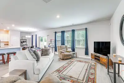 Image de Patio & Backyard: Spacious Home in Moncks Corner