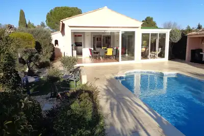 Image de Belle villa piscine privée chauffée sans vis à vis