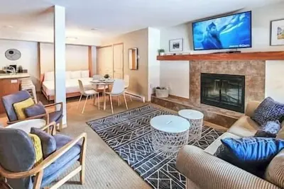 Image de Beautiful Horsethief Studio with two Murphy beds