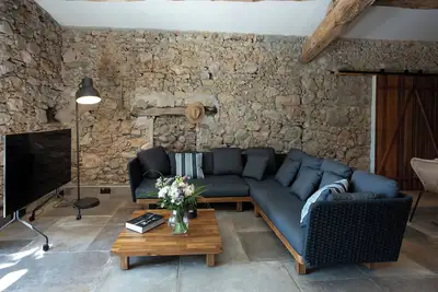 Image de Carignan - Gîte élégant, 3 chambres