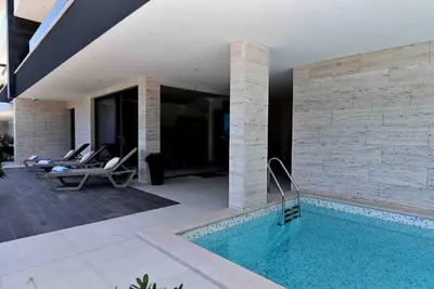 Image de Maison de vacances Ičići pour 1 - 6 personnes avec 3 chambres à coucher - Maison de vacances