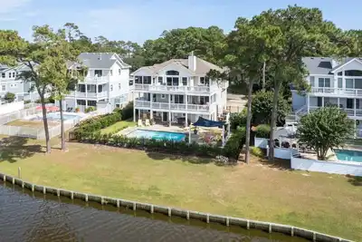 Image de Stunning Views With Pool, Family Room, Resort Perks