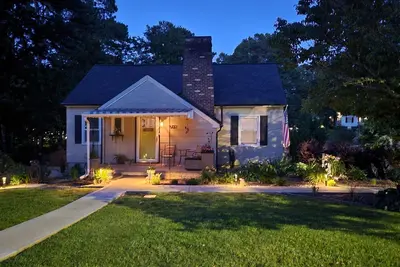 Image de Relaxing sanctuary and getaway. Pet friendly!