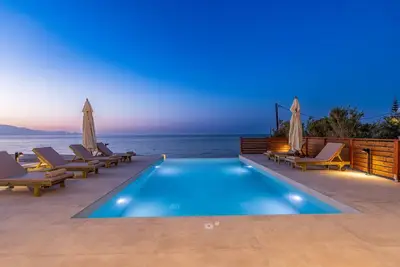 Image de MariDion Beach Family House