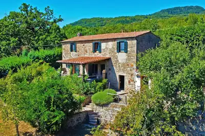 Image de Fantastic stone house with several terraces and views of the Maremma