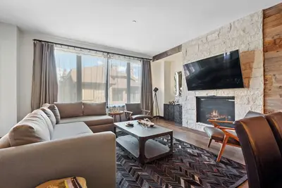 Image de The Lion Residences E505