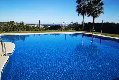 Image de Appart avec terrasse & jardin privé + vue mer, à 5 minutes de toutes commodités