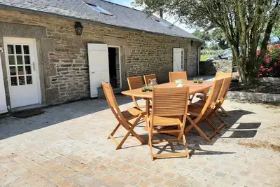 Image de A 2km des plages, charmante maison familiale, entièrement rénovée, avec jardin