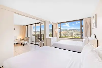 Image de Waikiki Banyan @T2-29th 2Double Beds New Renovated