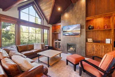 Image de Luxury Northstar Home Walk to Village & Lifts | Hot Tub
