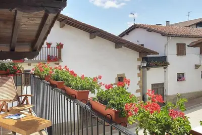 Image de Maison de campagne \"Apartamento Ll\" avec vue sur la montagne, balcon et Wi-Fi