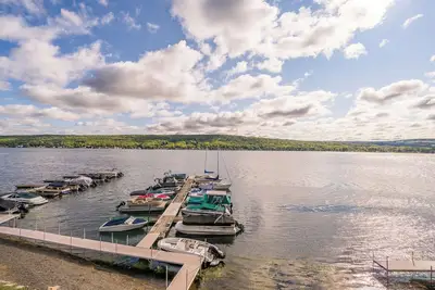 Image de Waterfront Gem with amazing views! Nearby to Letchworth St Park &  Suny Geneseo!