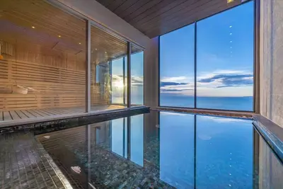 Image de Luxury 2br 2b Villa steps to quiet beach! Exclusive unit\/ ocean view throughout