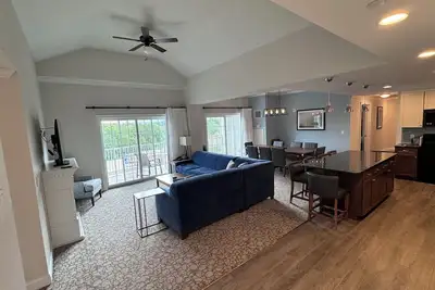 Image de Phase 2 Penthouse at Riverwalk