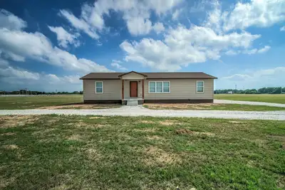 Image de Lake Texoma meets ranch house
