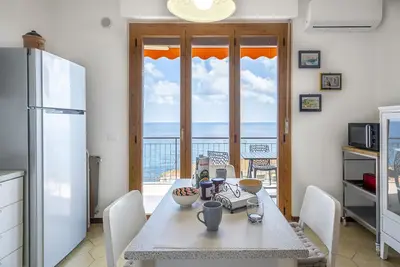 Apartment with sea view terrace and A/C | Ap57