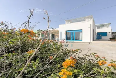 Two-room Blue House beachfront apartment in Red Place
