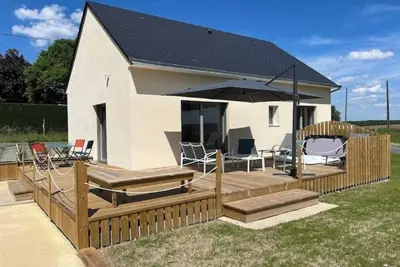 Image de Maison de 2 chambres pour 4 personnes avec jacuzzi