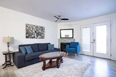 Cranberry Nest - Condo in Collingwood - Sleeps 5