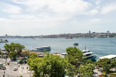 Image de This apartment is a 2 bedroom(s), 1 bathrooms, located in Üsküdar, İstanbul.