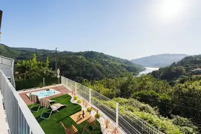 Image de Solar de Pisões A by HostWise