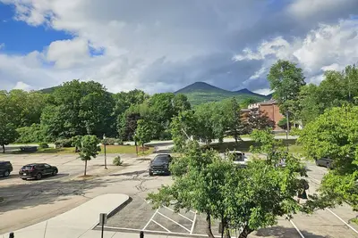 Image de G205a-Managed by Loon Reservation Service-Nh Meals & Rooms Lic# 056365