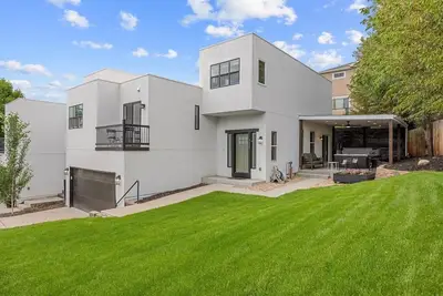 Image de Pet Friendly Modern Oasis w/Hot Tub