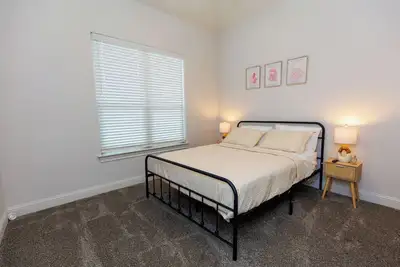 Fox Ridge Luxury #2-3 Bed/2 Bath home in Lubbock