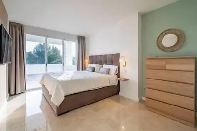 Image de *Modern Flat in Marbella, 2br, Pool & Parking*