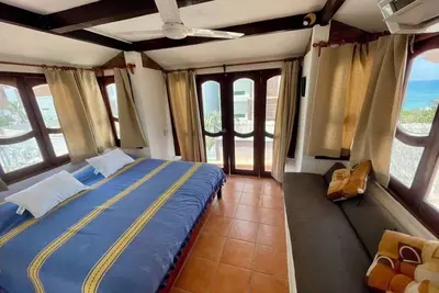 Image de House With Pool And Garden, Half A Block From  The Beach In Bucerias (Centro)