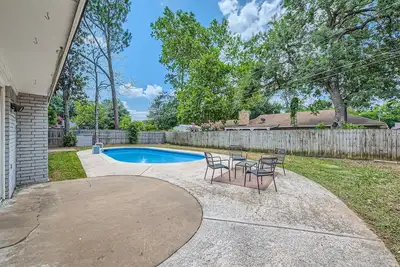 Image de Charming Ashbury Retreat-Cozy Comfort in Arlington