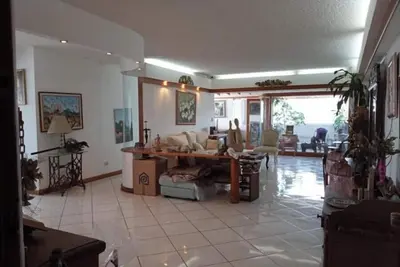 Image de Apartamentos Don Lorenzo, are located in 23 Calle, 15-64. Over Av. Las Americas.