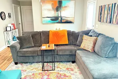 Image de Modern Boho 2br/2ba on Quiet Street