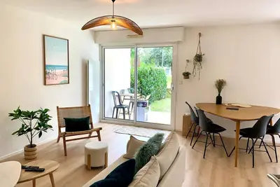 Image de Appartement avec terrasse et jardinet bien exposé